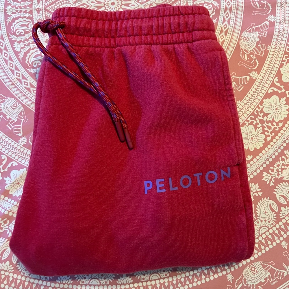 Peloton joggers